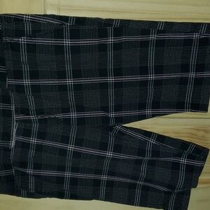 Vintage black and pink women's juniors roxy brand plaid Bermuda shorts